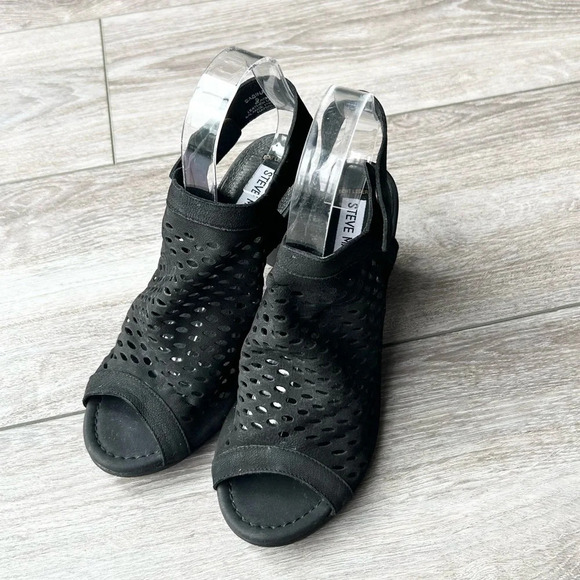 Steve Madden Black Leather Perforated Sling  Back Heeled Sandals - Picture 1 of 12